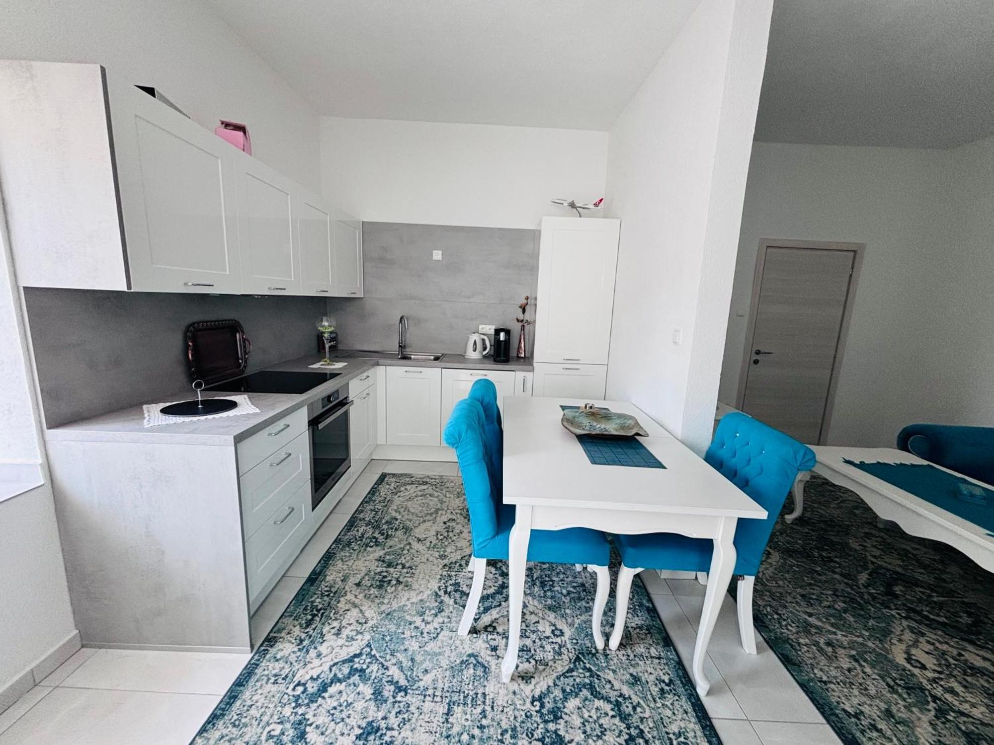 Rooms & App Minka Jadranovo Luaran gambar