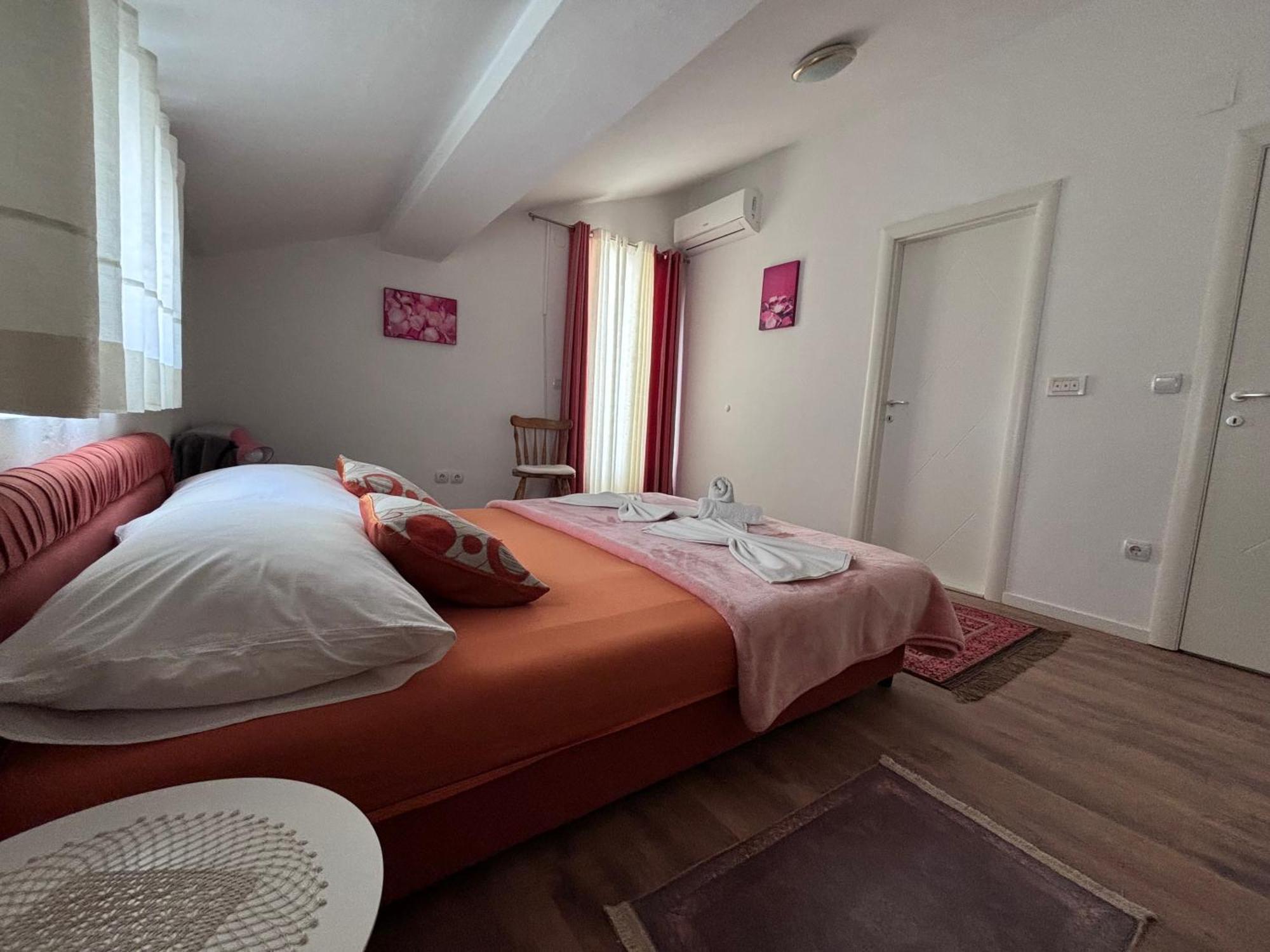Rooms & App Minka Jadranovo Luaran gambar